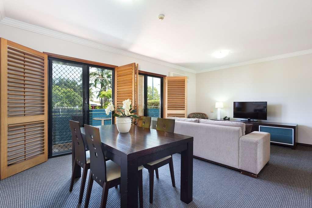 Отель Ramada By Wyndham Brisbane Windsor Номер фото